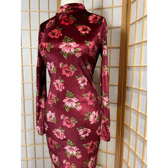 Forever 21 S Crushed Velvet Floral Dress - Picture 8 of 13